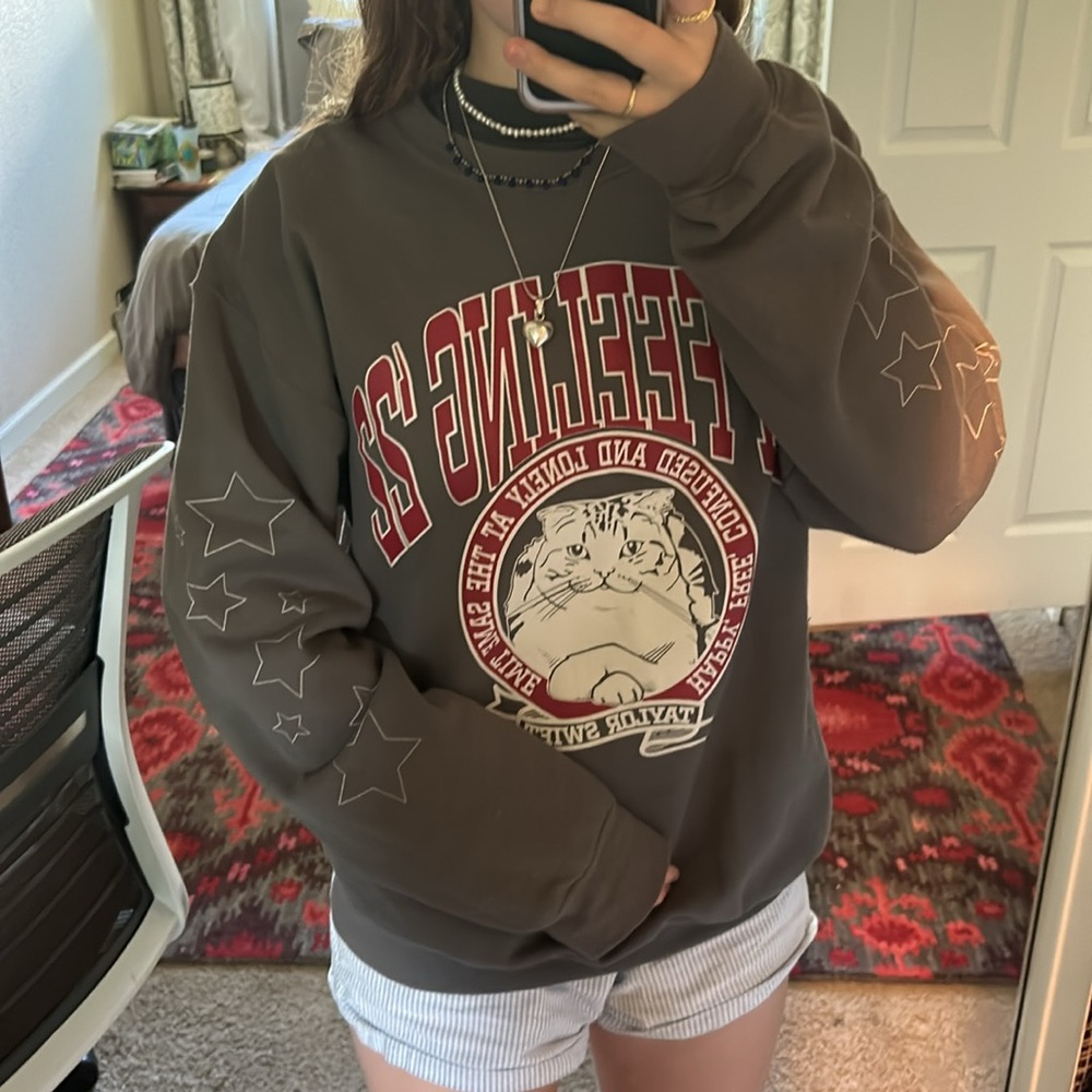 Taylor Swift Authentic I’m Feeling 22 Cat Sweater Crewneck